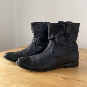 Frye boots- Anna short pull on ankle boot